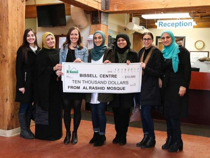 Members of Edmonton&#039;s Al Rashid Youth Club, based in North America&#039;s oldest mosque, raised $10,000 for the Bissell Centre&#039;s annual New Year&#039;s Day Dinner.